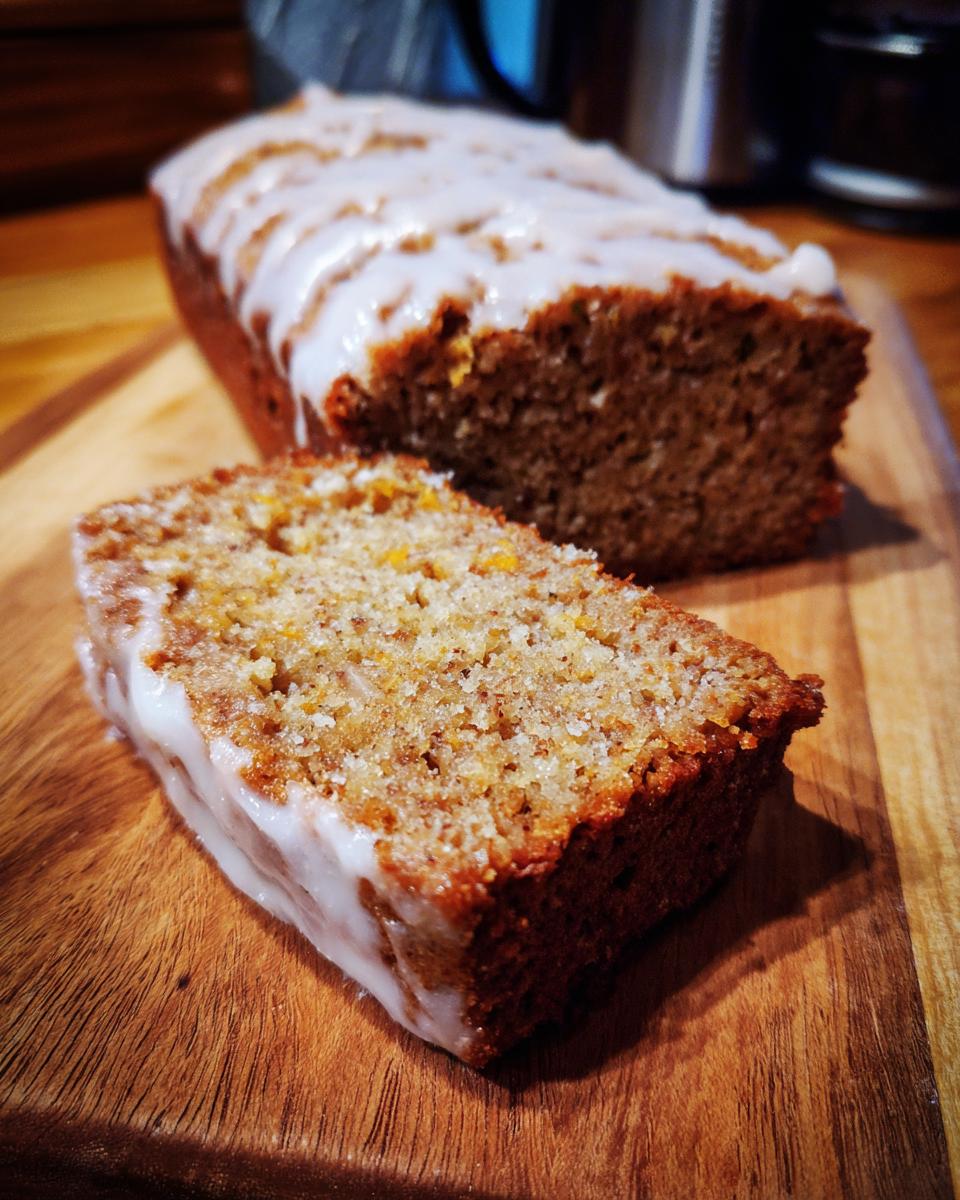 Frosted Zucchini Spice Bars: 1 Amazing Secret 5 Frosted Zucchini Spice Bars 1 Amazing Secret - detail 1
